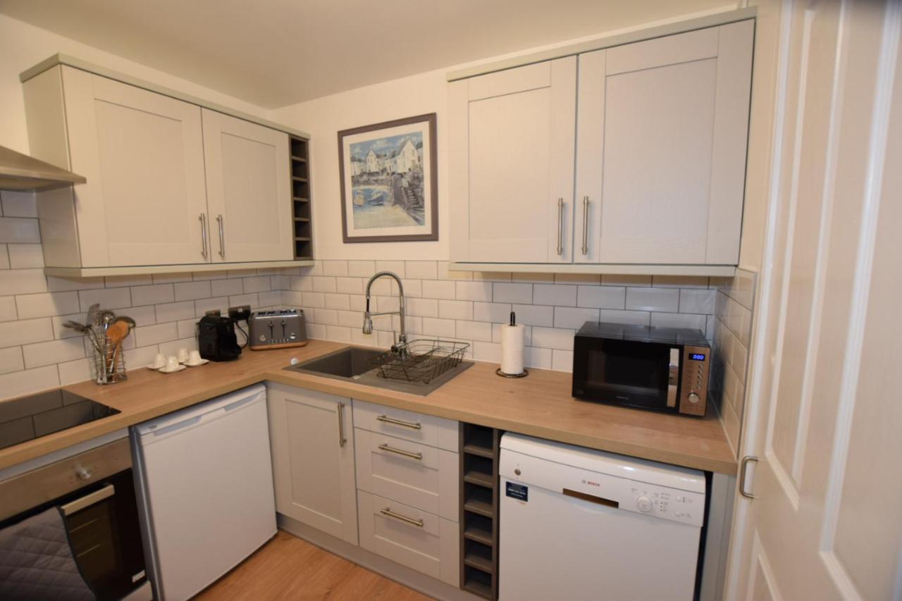 Silver Key Iii Apartment